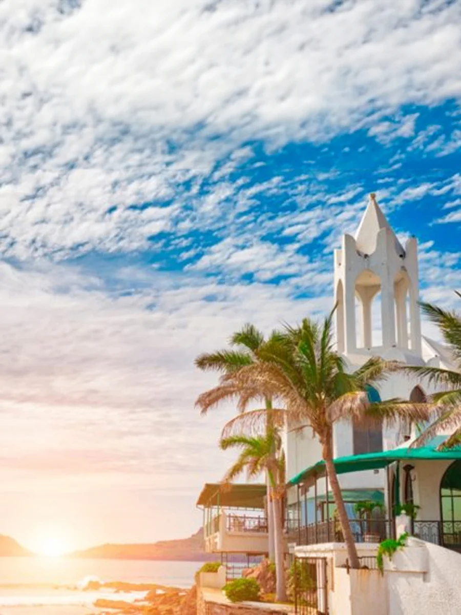 Malecón, discoteca y vista áerea de Mazatlán desde la discoteca Valentinos